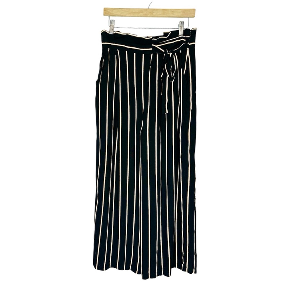 NWT Forever 21 Contemporary Black Striped Wide Leg Tie Waist Ankle Pants Large